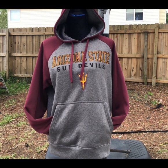 Sweater - Picture 1 of 1